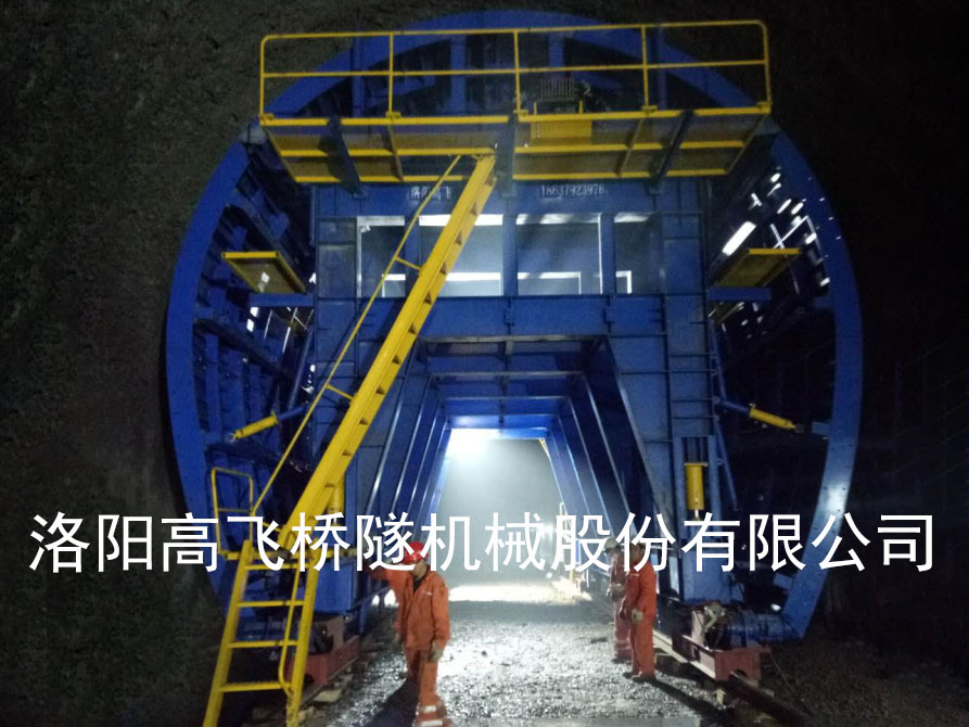 隧道二次襯砌與初襯的區(qū)別是什么？
